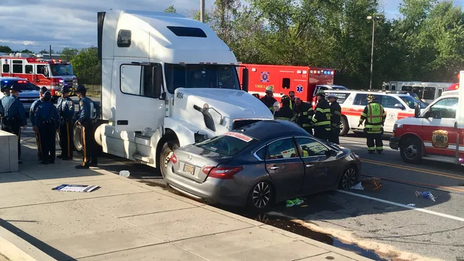 Truck Accident Lawyer After a Crash